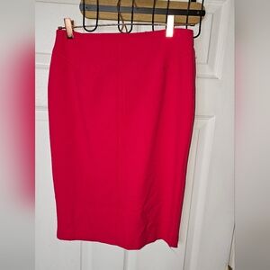 NWT WHITE HOUSE BLACK MARKET Body Perfecting Pencil Skirt Rhubarb SZ 4